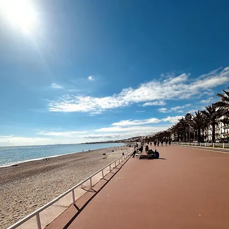 Angevert Holidayhouse Νίκαια