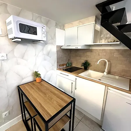 Angevert Holidayhouse Apartment *