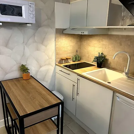 Angevert Holidayhouse דירה *